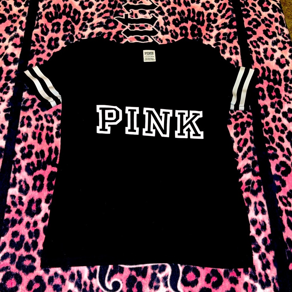 Pink Victoria Secret everyday T-shirt size XS